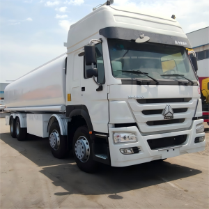 Heavy-Duty Tanker Truck