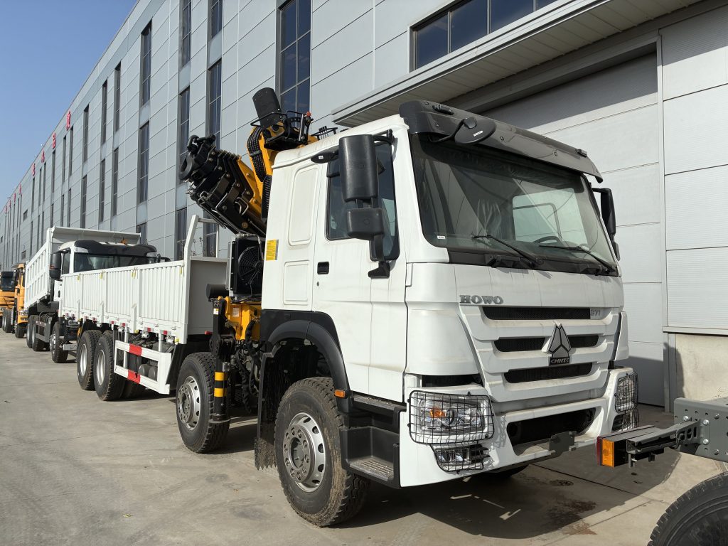 howo 371 truck crane