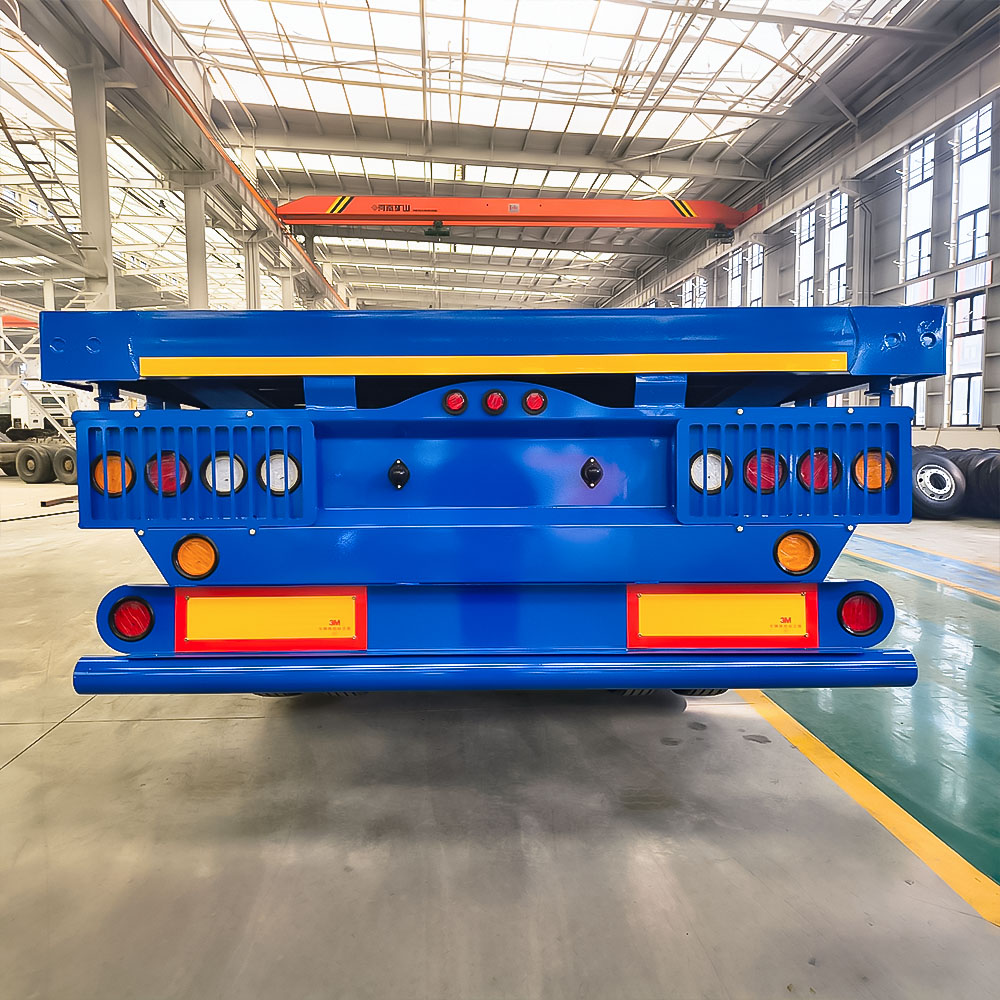 Customizable Flatbed Trailer with Hydraulic Ramps