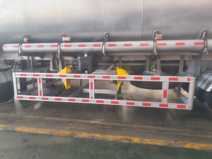 Aluminum Alloy Tanker Semi Trailer