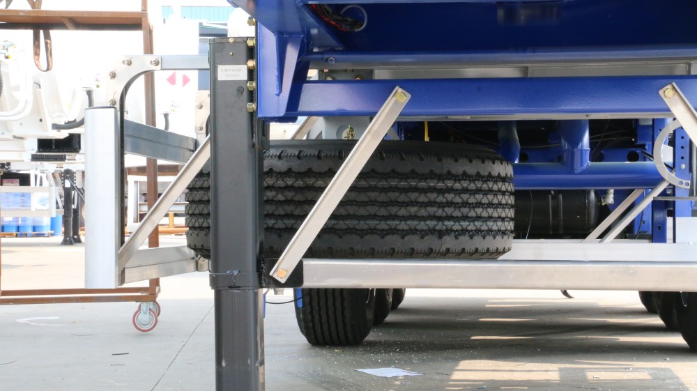 ZW GROUP Multi Compartment Fuel Transport Tanker Trailer manufacturing quality control welding inspection and export production