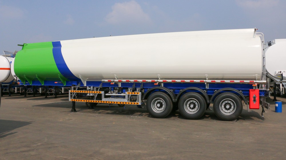 Multi Compartment Fuel Transport Tanker Trailer heavy duty design with multiple independent fuel compartments for diesel transportation